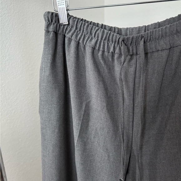 Zara Women’s Charcoal Dress Pants - Picture 2 of 7
